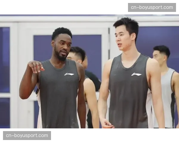 上海队凭借赛季场均破百的进攻火力，成为联盟进攻最强球队。
